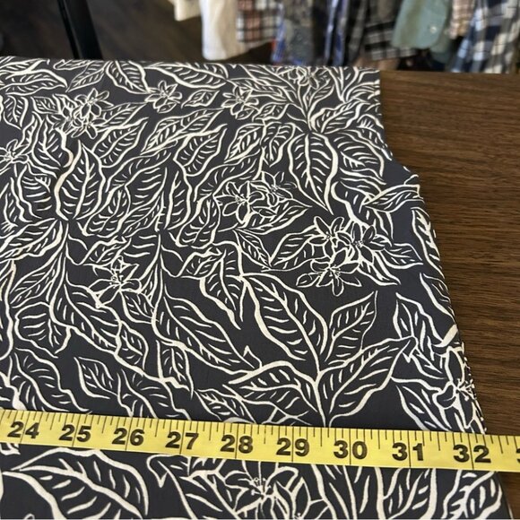 ❤️ Torrid floral flowy Top 2X - Picture 6 of 9